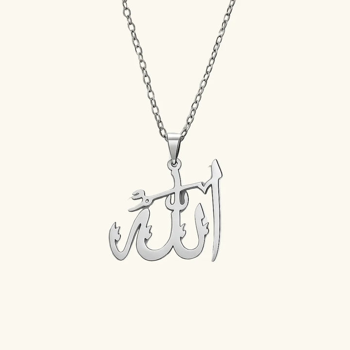 قلادة قمر سيليستيال الله