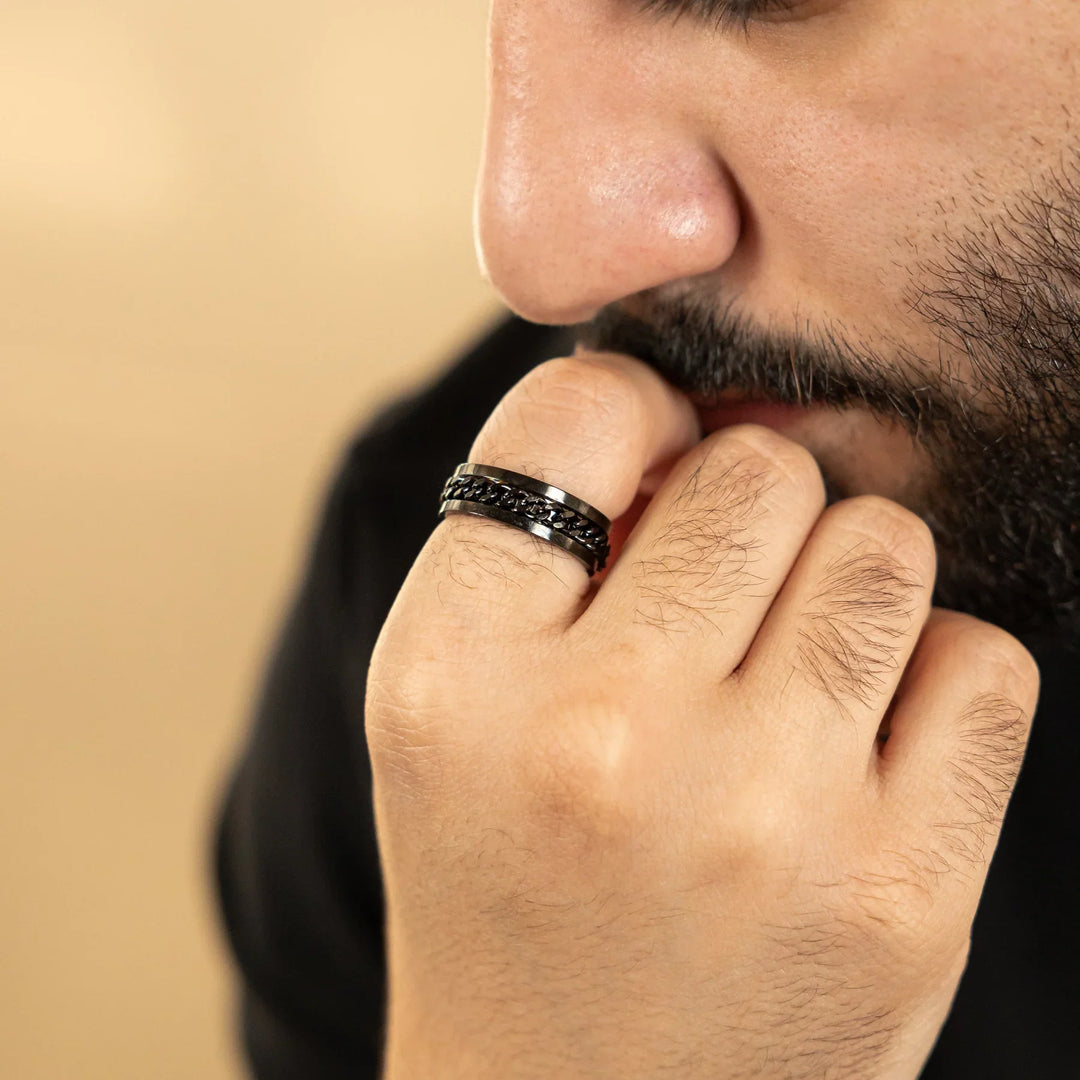 خاتم قمر جبار