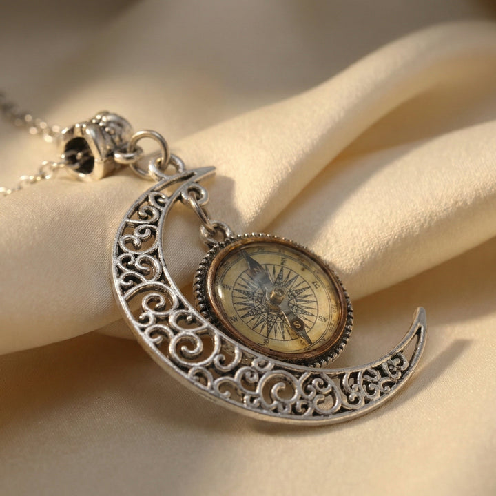 Collier Croissant Qalbiya Noor
