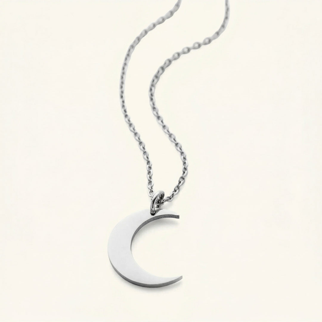 Qalbiya Nurani Crescent Necklace