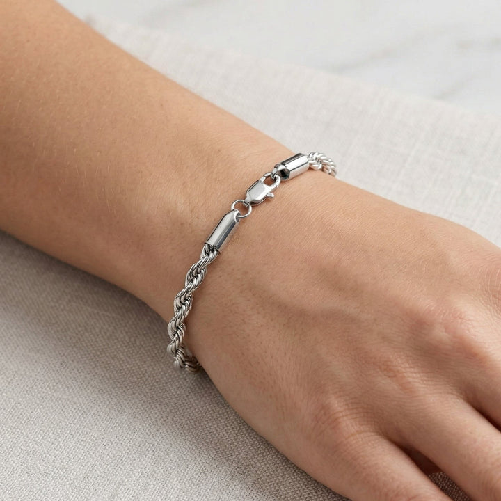 Qalbiya Serene Twist Bracelet