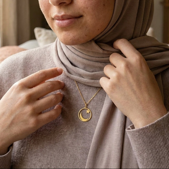 Qalbiya Luna Noor Necklace
