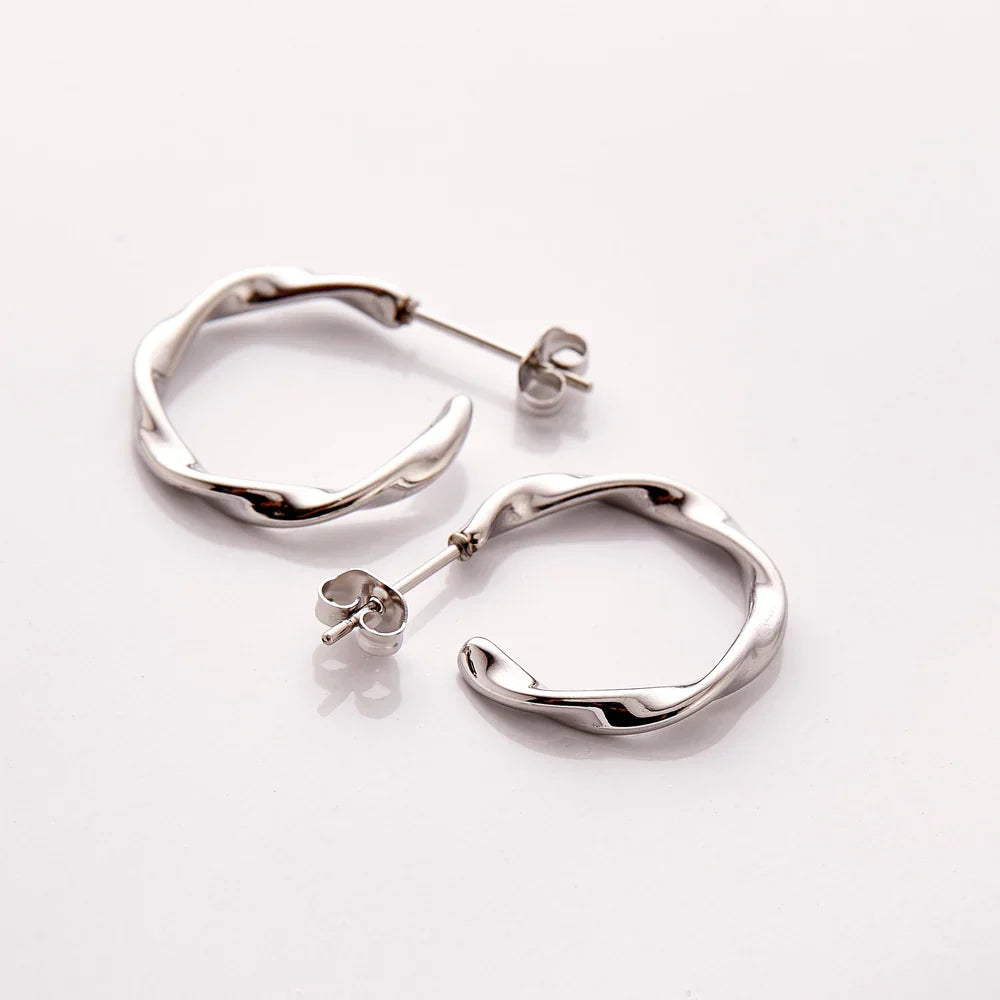Qalbiya Hiba Hoop Earrings
