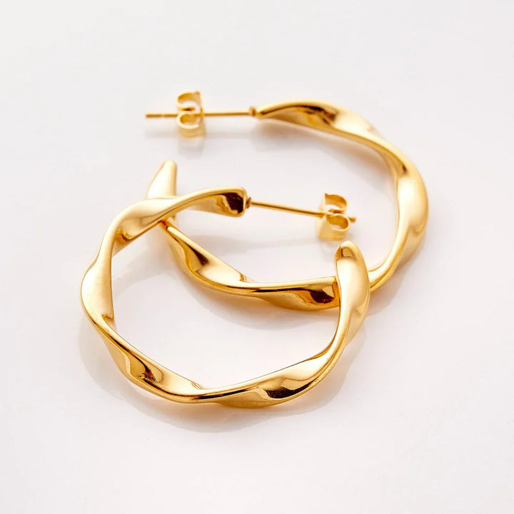 Qalbiya Hiba Hoop Earrings