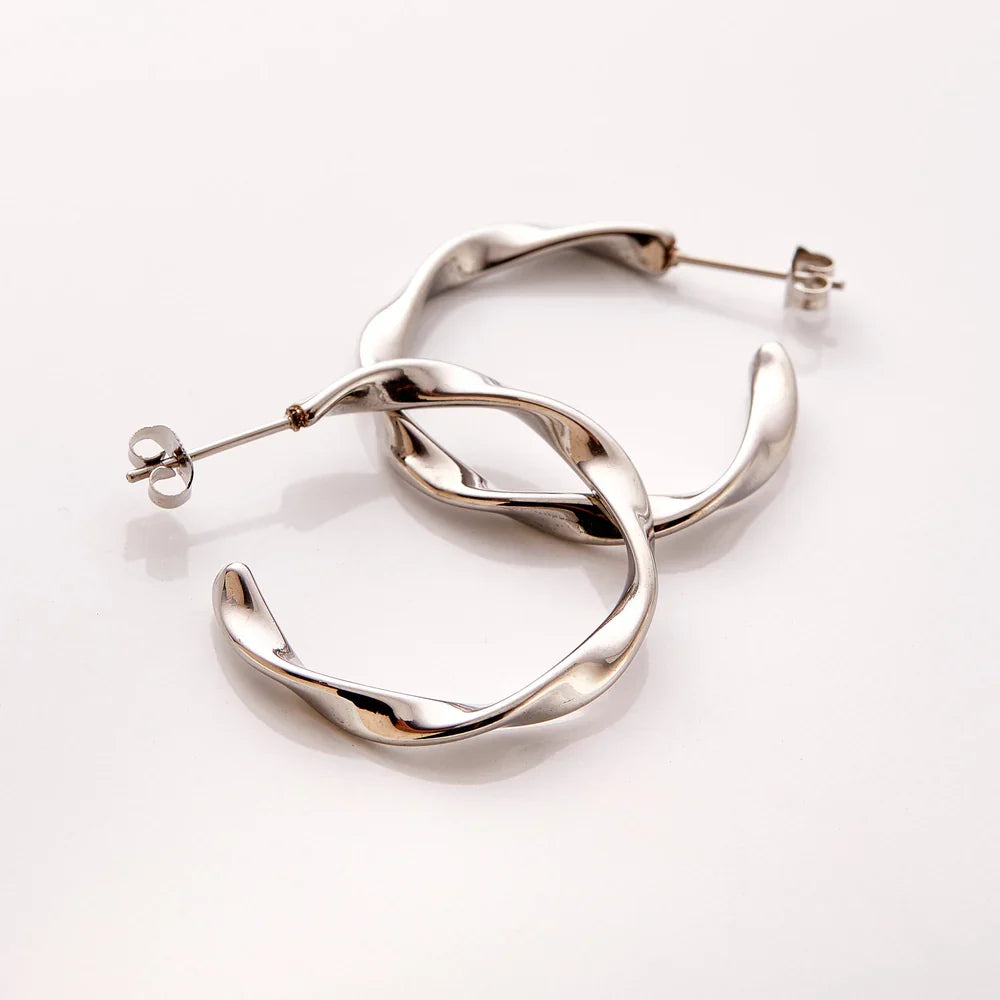 Qalbiya Hiba Hoop Earrings