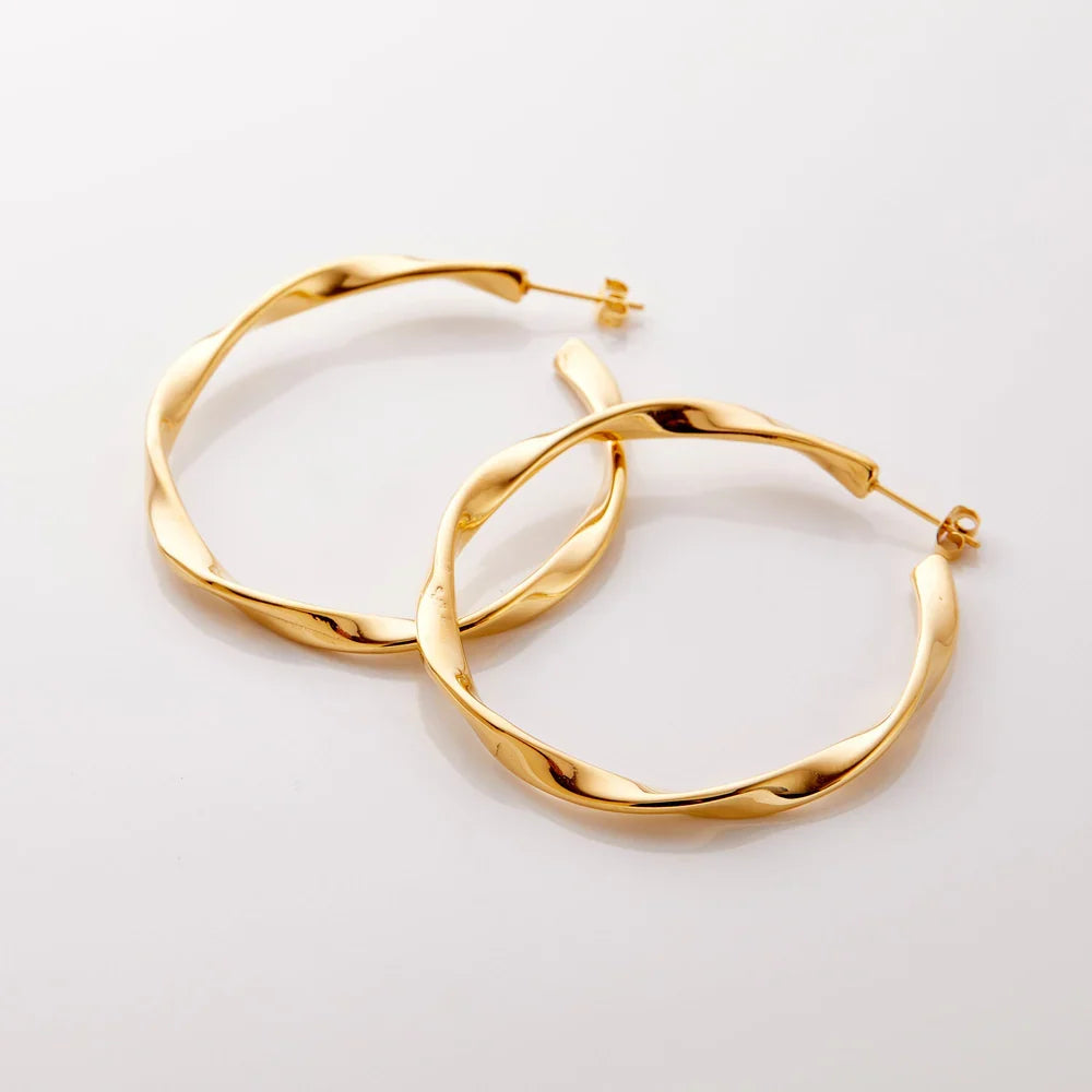 Qalbiya Hiba Hoop Earrings