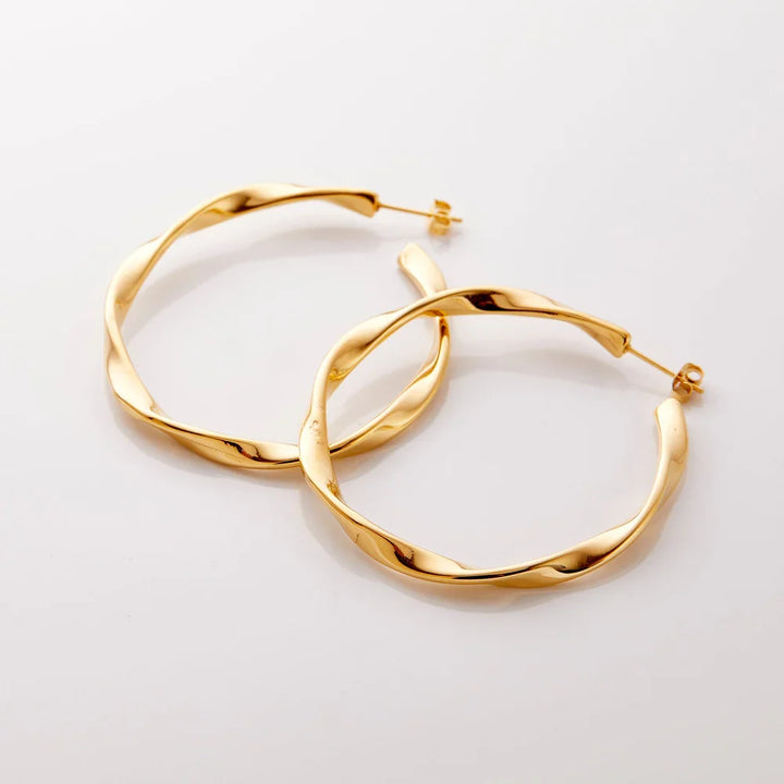 Qalbiya Hiba Hoop Earrings