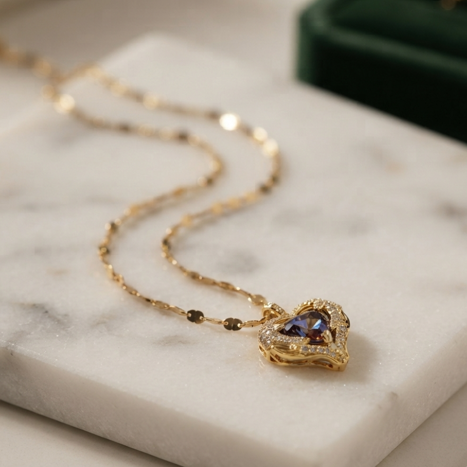 Qalbiya Zayna Wave Necklace