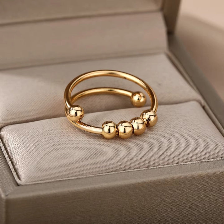 Qalbiya Ameen Spinner Ring