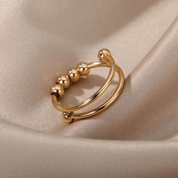 Qalbiya Ameen Spinner Ring